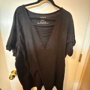 torrid Black Slim Short Sleeve Tee with Ladder Cutout